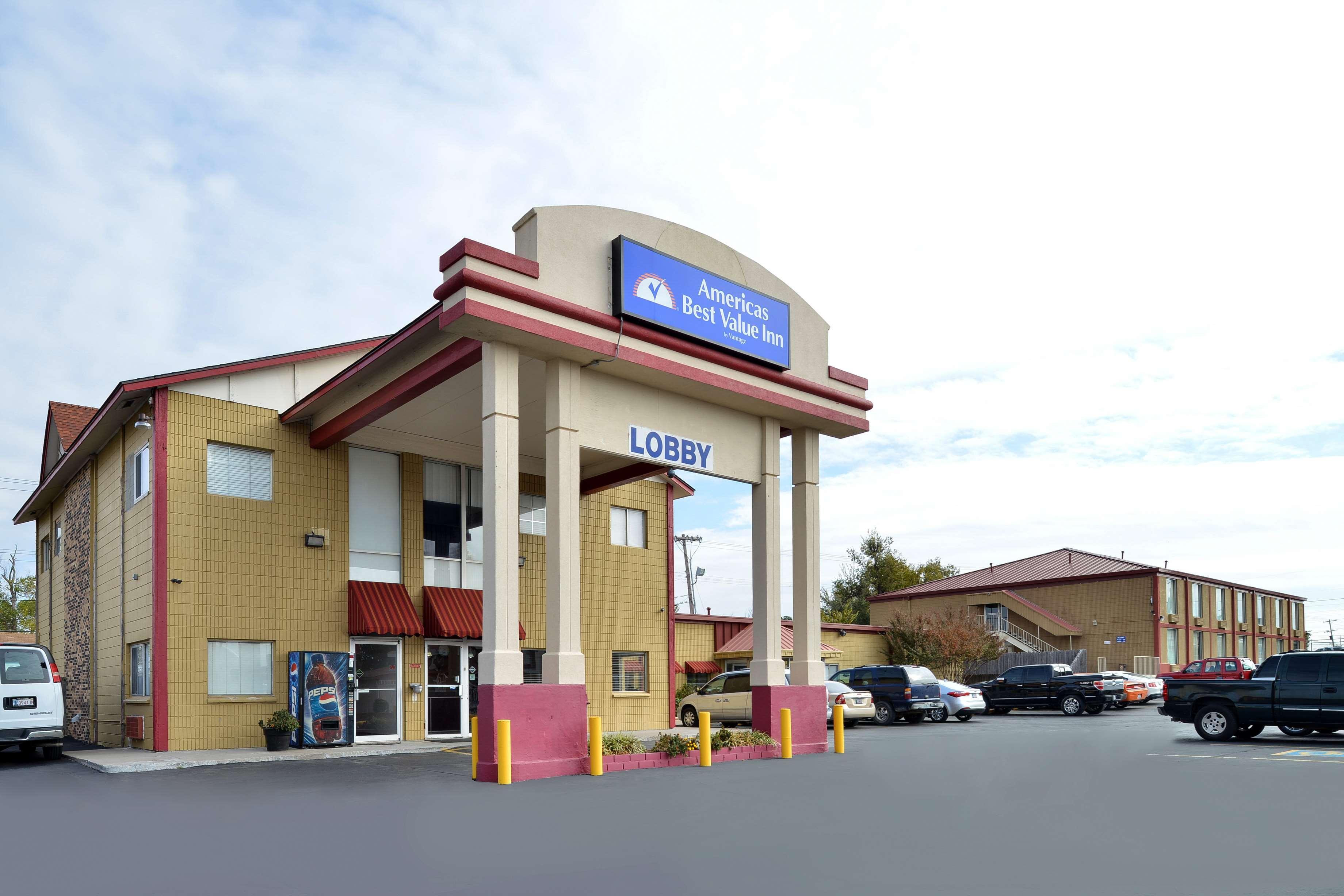Americas Best Value Inn Tulsa I-44 Oakhurst Εξωτερικό φωτογραφία